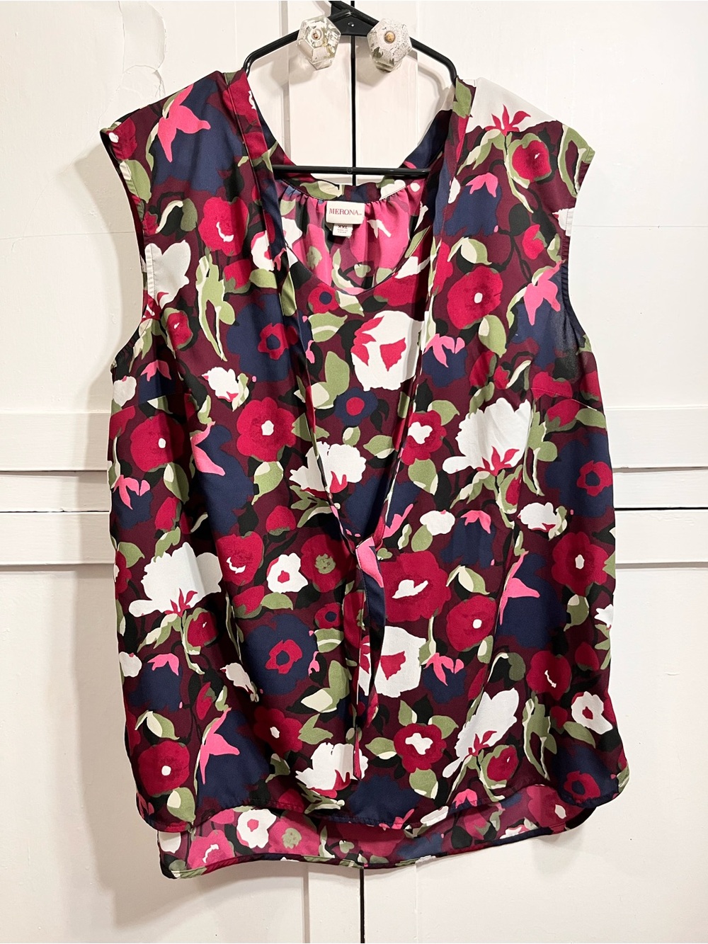 Merona Floral Sleeveless V-Neck Camisole in Burgundy, Navy, White, Olive